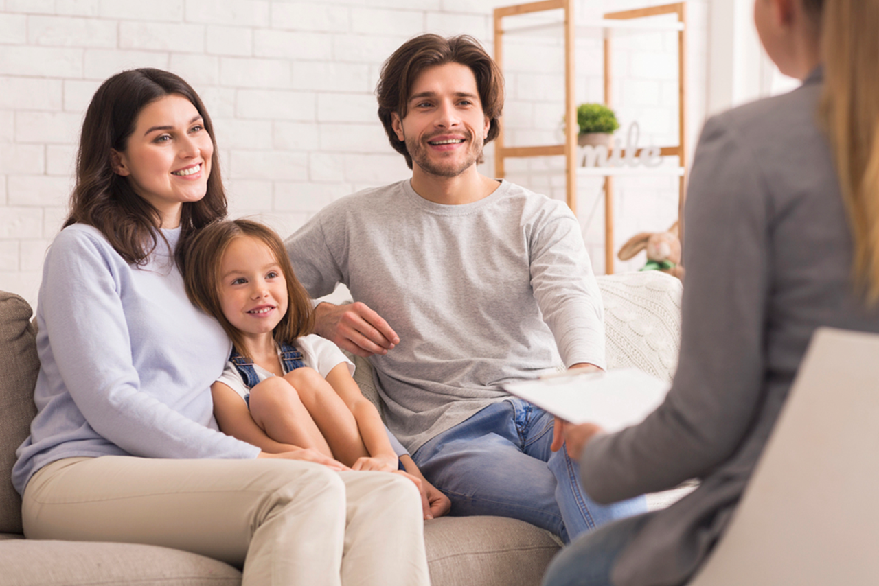 Family Therapy Vs. Individual Therapy: Which Is Right For You?